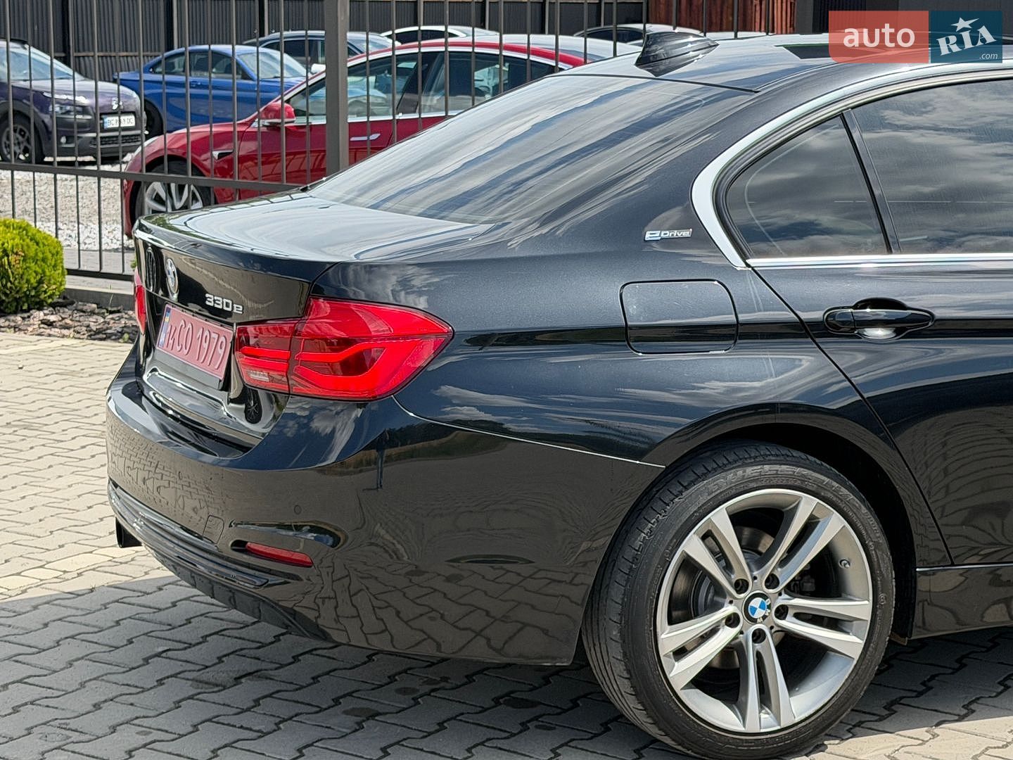 BMW 3 Series 2017 VIN WBA8E1C34HA156514 фото оголошення 16 з 32