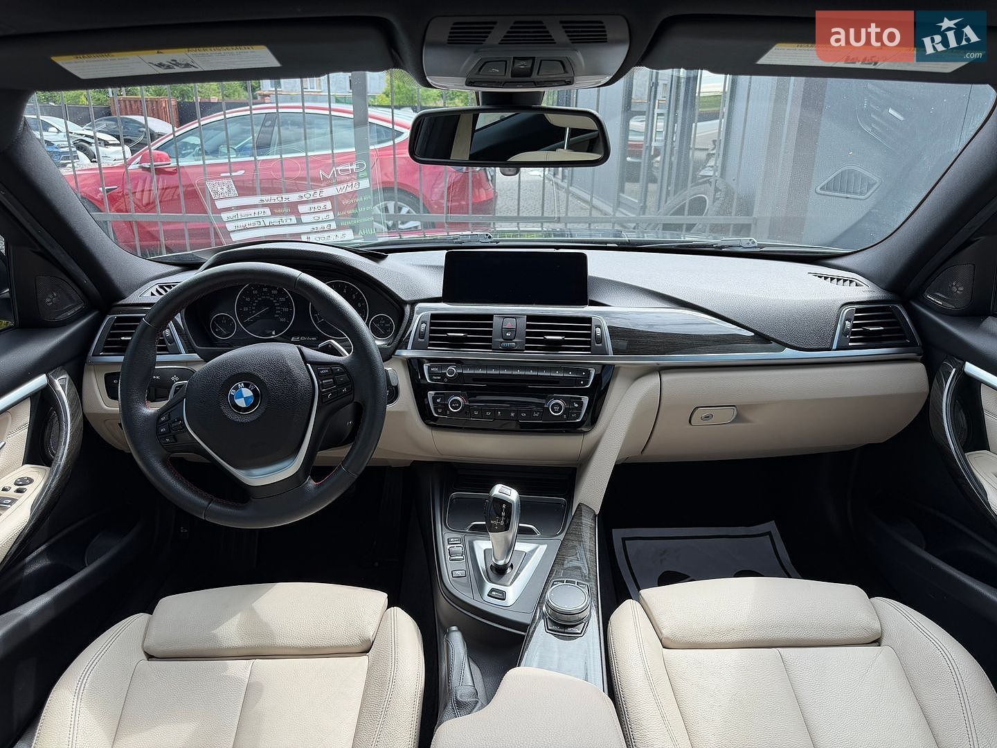 BMW 3 Series 2017 VIN WBA8E1C34HA156514 фото оголошення 18 з 32