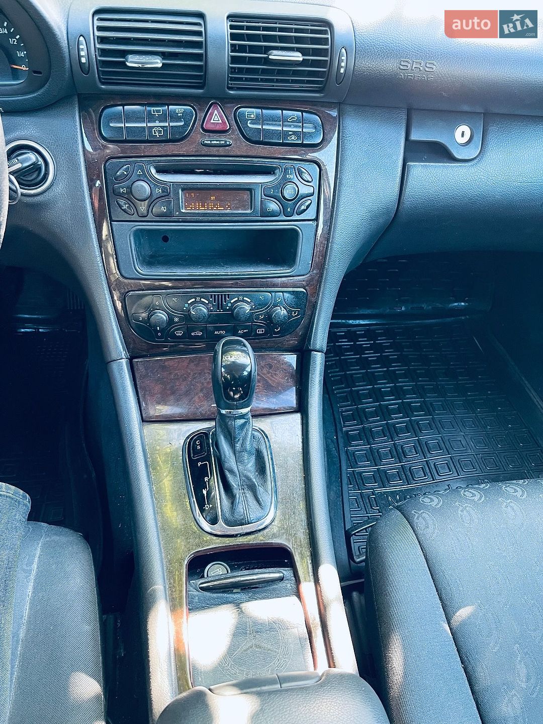 Mercedes-Benz C-Class 2004 VIN WDB2032421F553964 фото оголошення 9 з 20