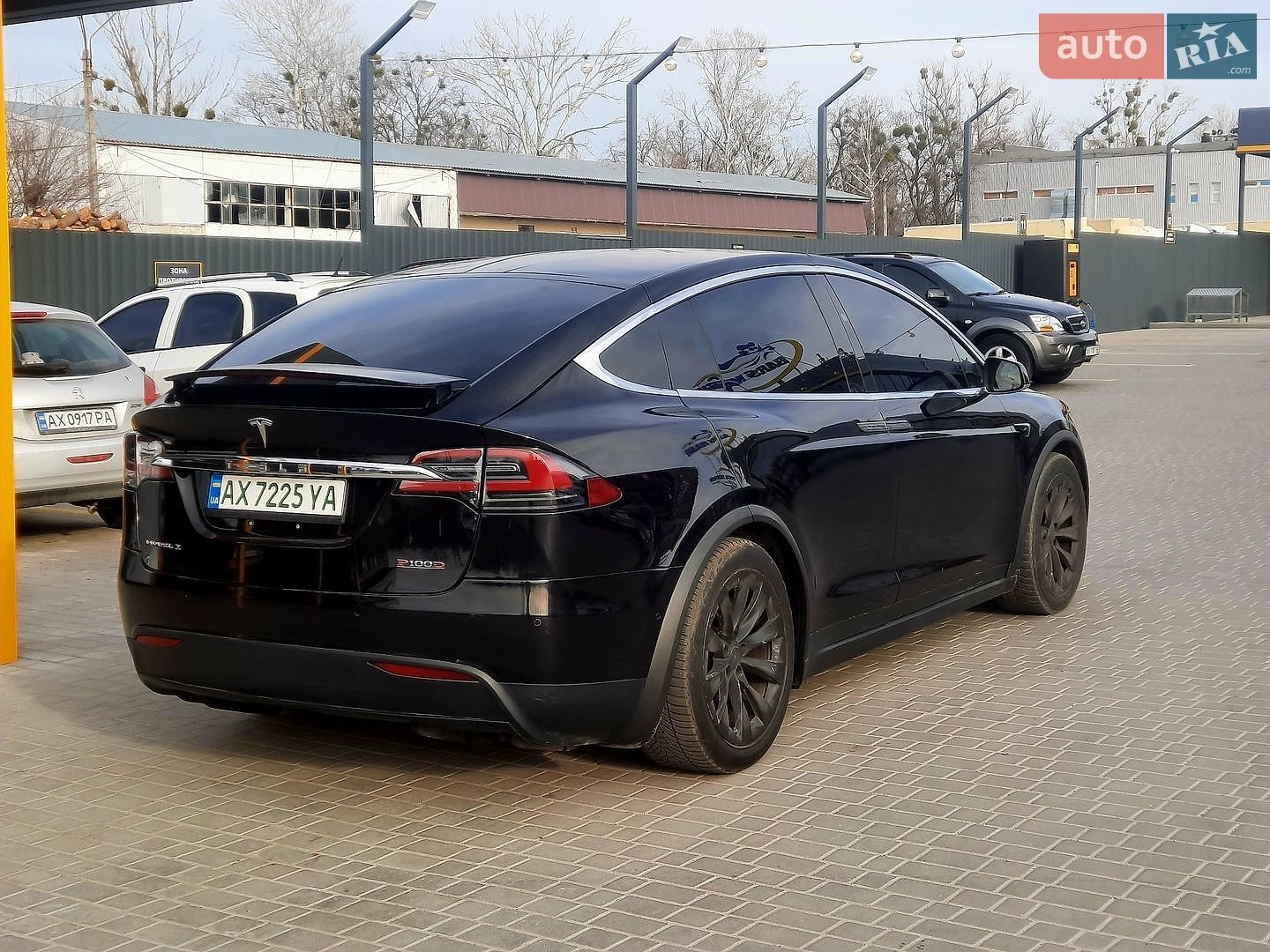 Tesla Model X 2018 VIN 5YJXCBE40JF106271 фото оголошення 36 з 47