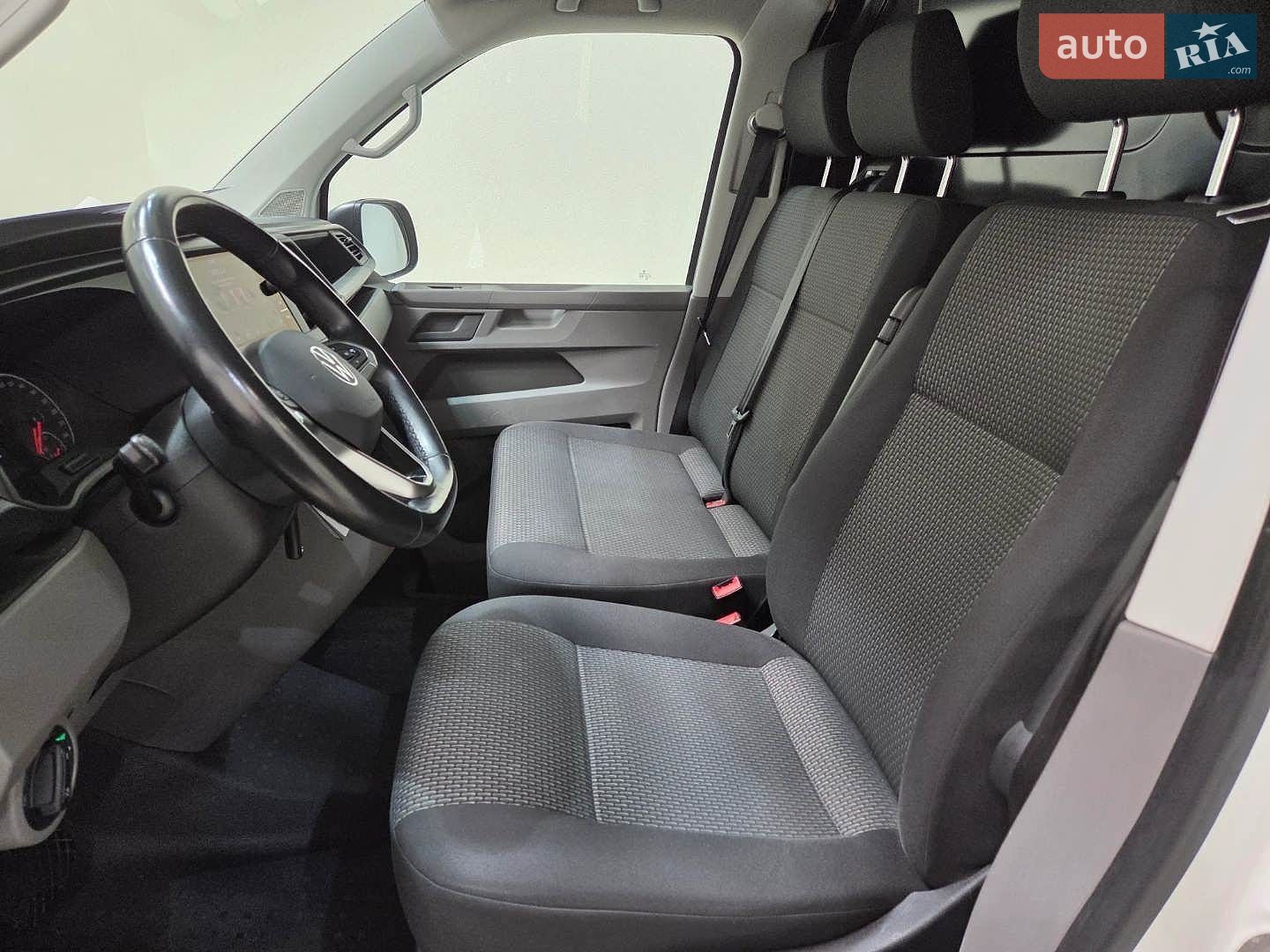 Volkswagen Transporter 2022 VIN WV1ZZZ7HZNX027060 фото оголошення 17 з 25