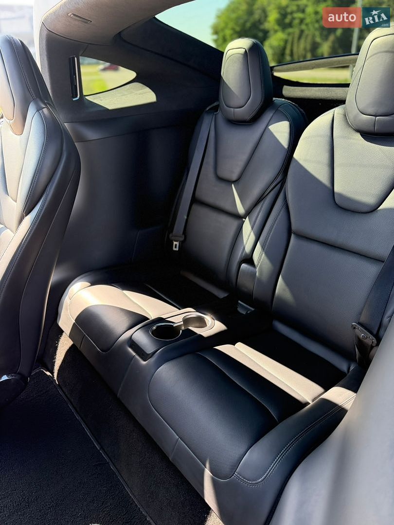 Tesla Model X 2022 VIN 7SAXCBE60NF343465 фото оголошення 17 з 25