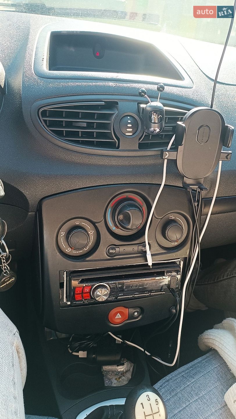 Renault Clio 2007 VIN VF1BR1J0H38759719 фото оголошення 8 з 22