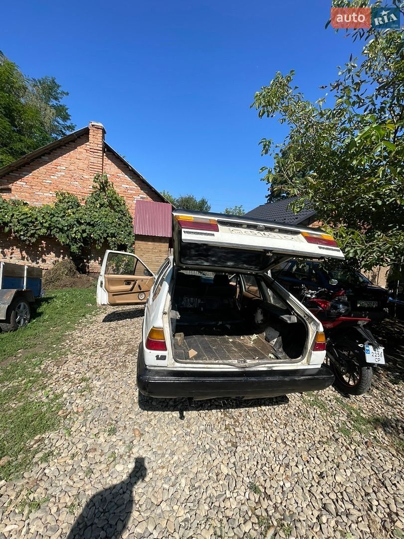 Volkswagen Passat 1986 VIN WVWZZZ32ZGE093075 фото оголошення 2 з 80