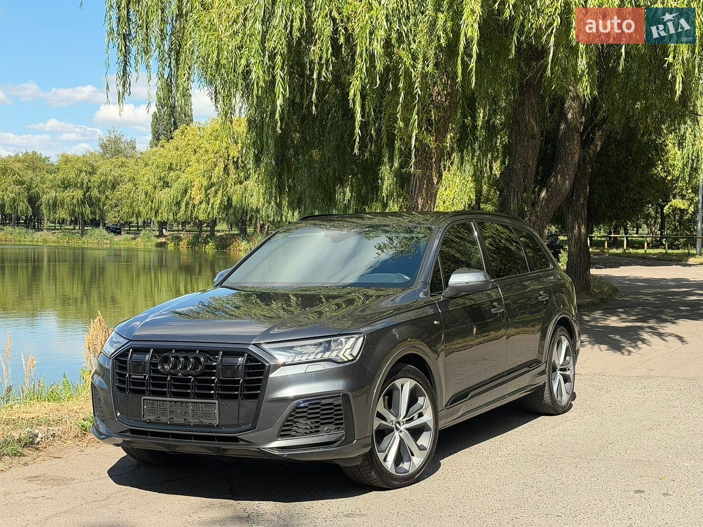 Audi Q7 2020 VIN WAUZZZ4M3LD026732 фото оголошення 2 з 87