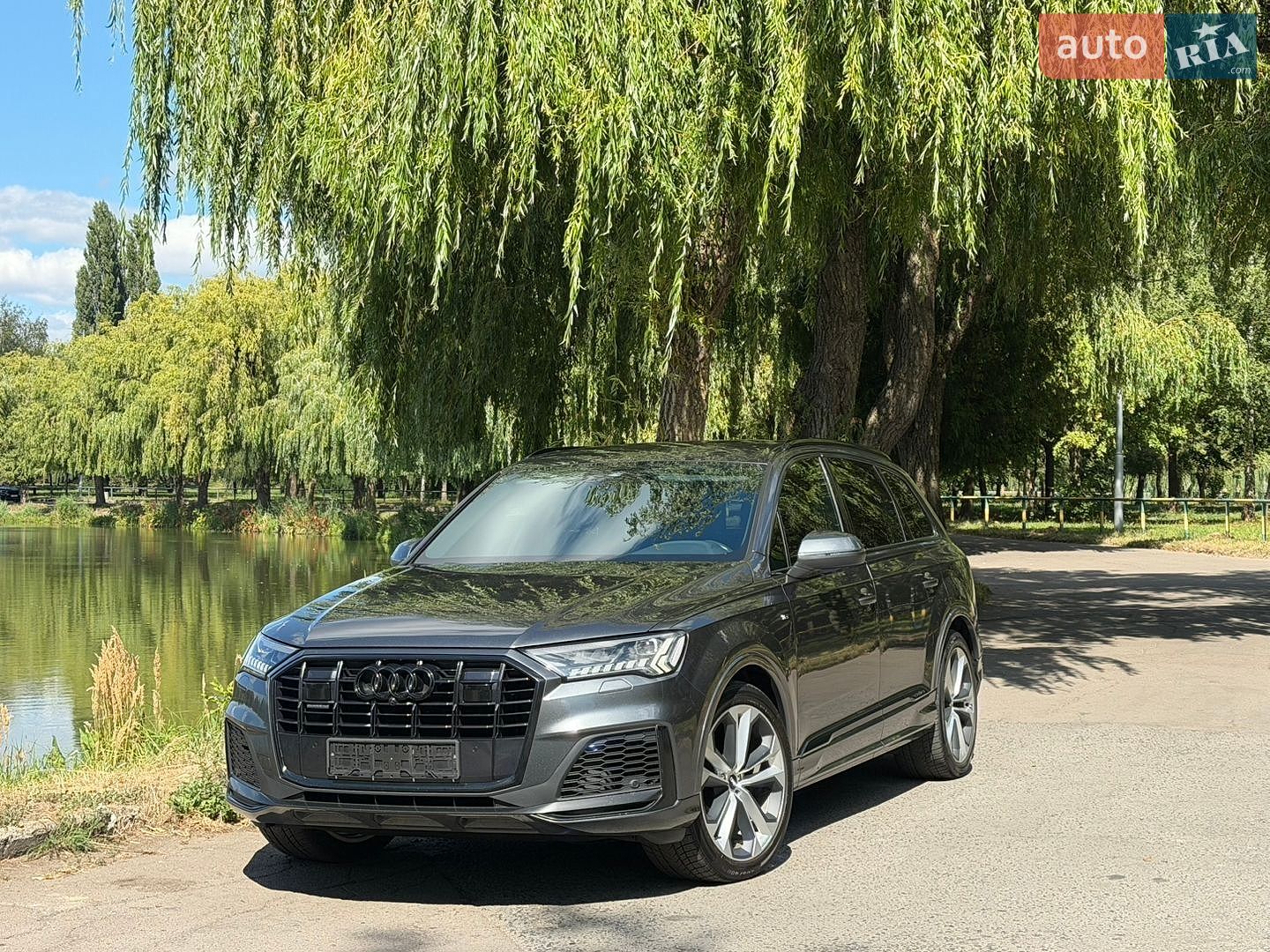 Audi Q7 2020 VIN WAUZZZ4M3LD026732 фото оголошення 3 з 91