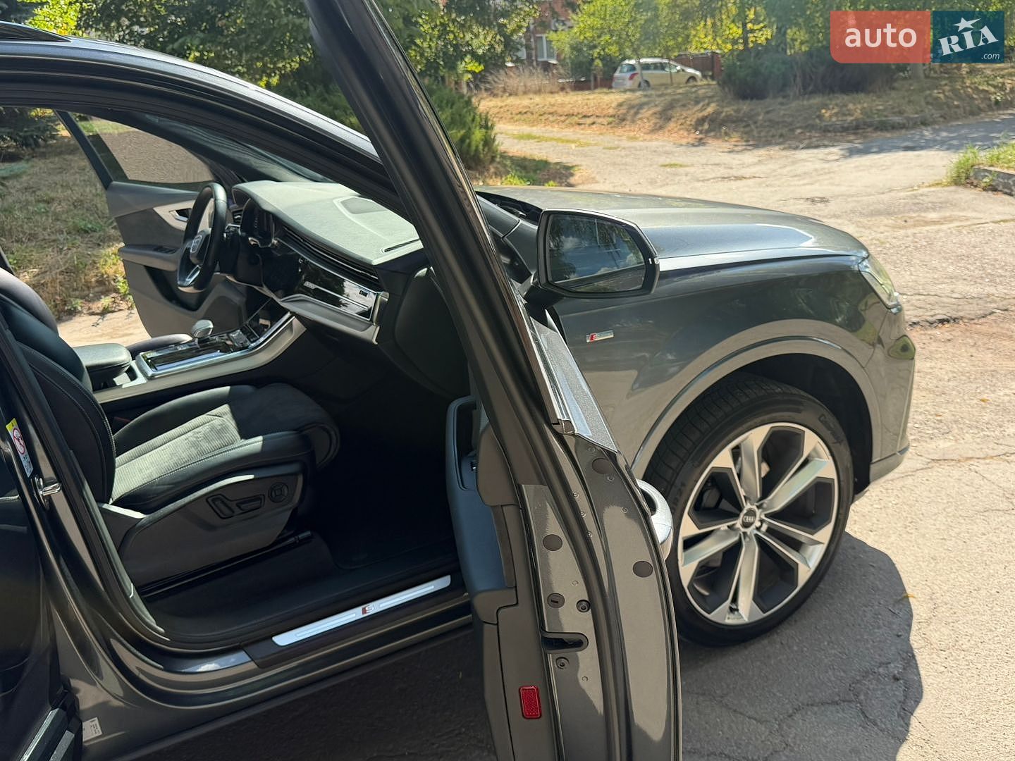 Audi Q7 2020 VIN WAUZZZ4M3LD026732 фото оголошення 83 з 87