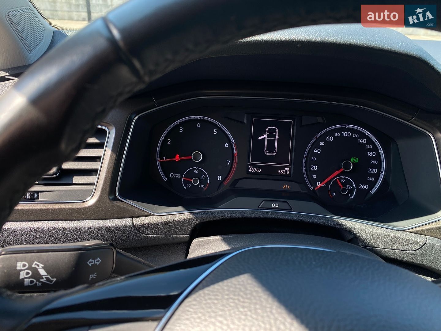 Volkswagen T-Roc 2019 VIN WVGZZZA1ZLV036162 фото оголошення 15 з 24