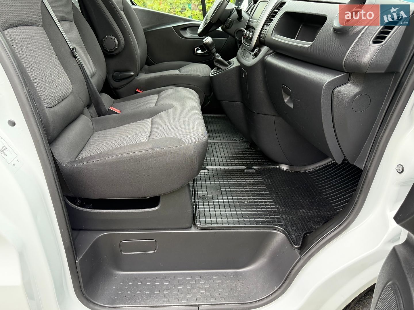 Renault Trafic 2021 VIN VF1FL000467811459 фото оголошення 40 з 80