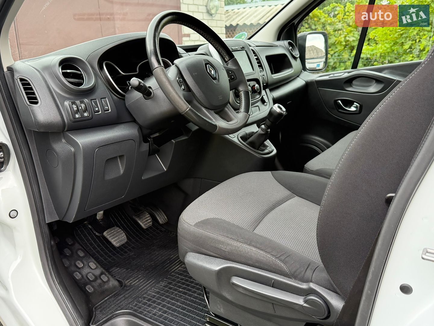 Renault Trafic 2021 VIN VF1FL000467811459 фото оголошення 44 з 80