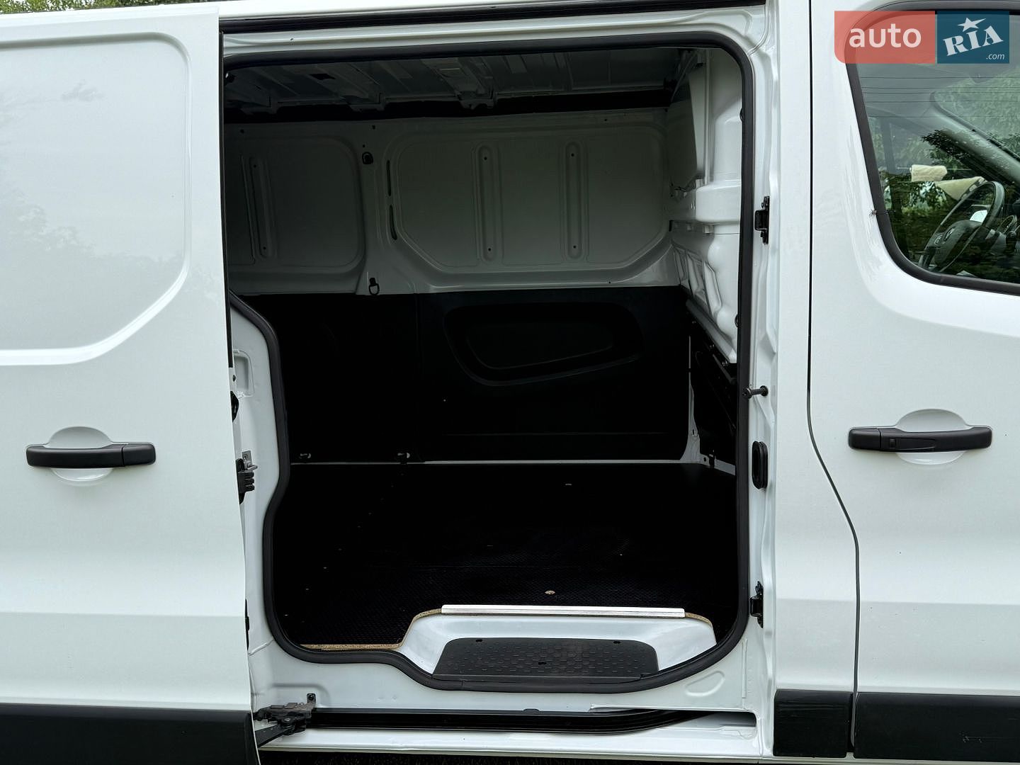 Renault Trafic 2021 VIN VF1FL000467811459 фото оголошення 65 з 80