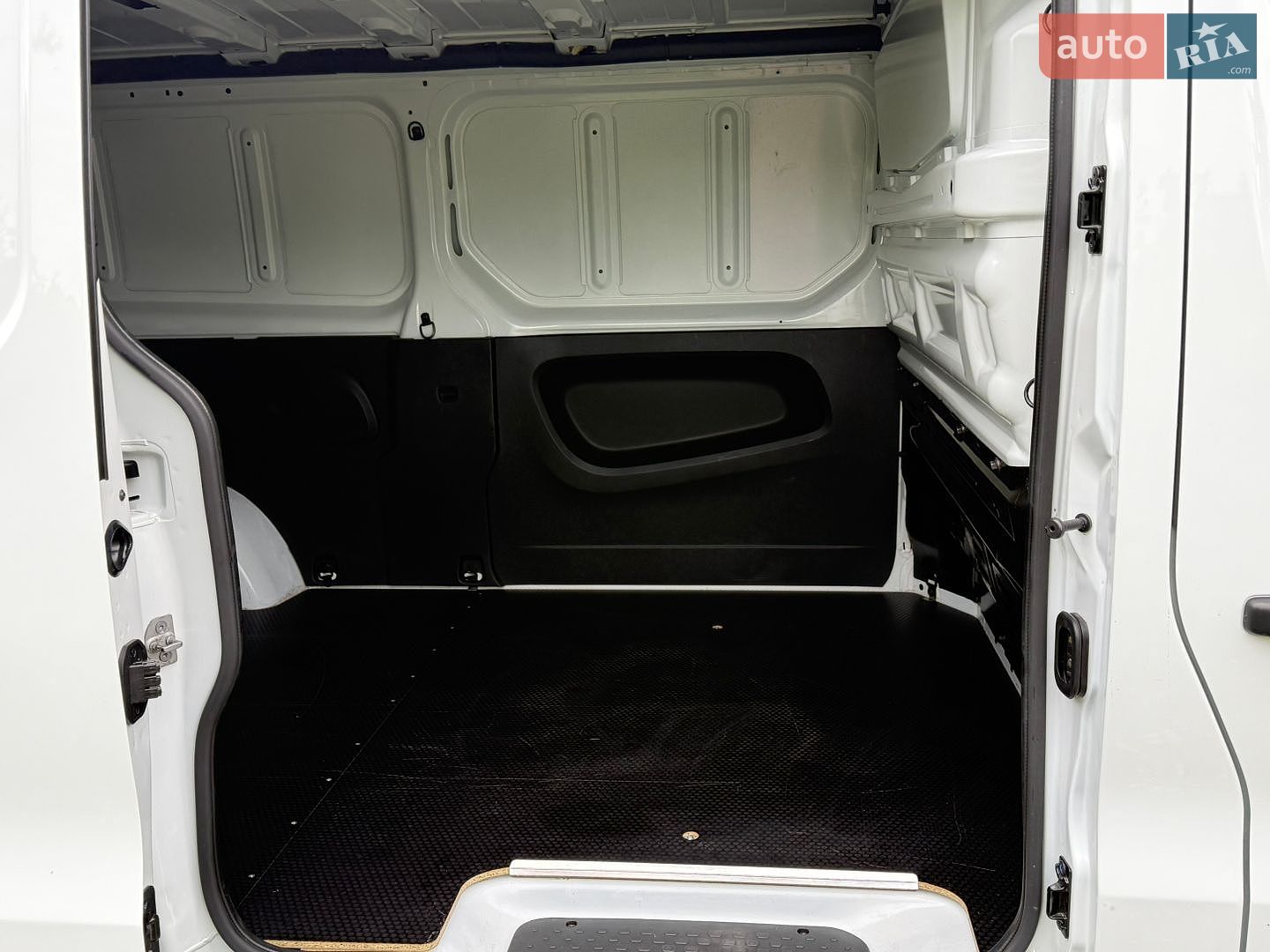 Renault Trafic 2021 VIN VF1FL000467811459 фото оголошення 66 з 80