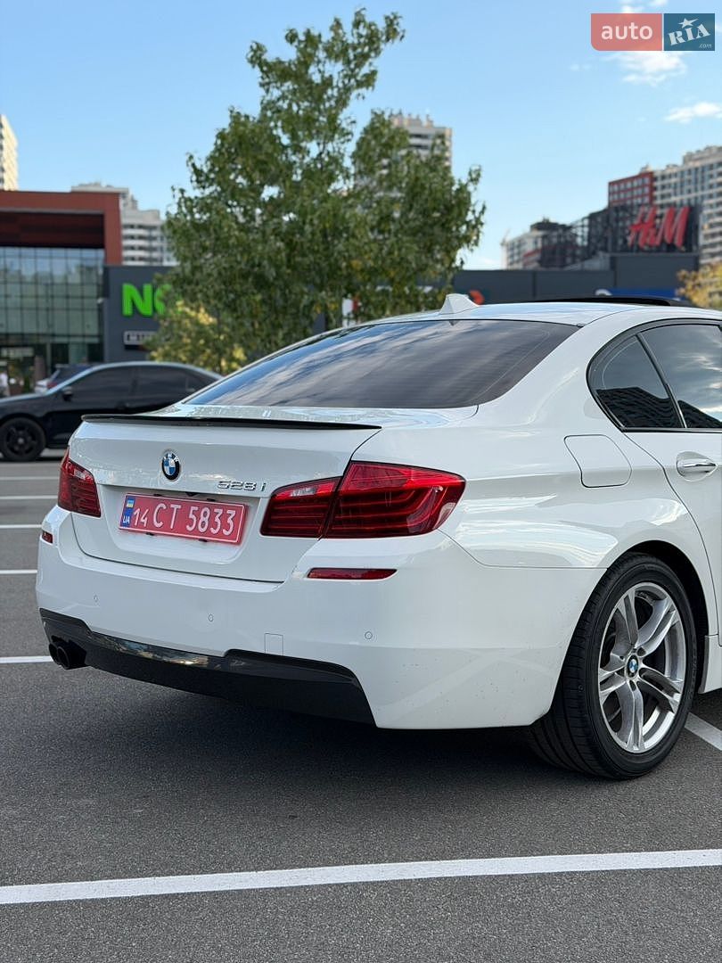 BMW 5 Series 2014 VIN WBA5A5C58ED507121 фото оголошення 7 з 33
