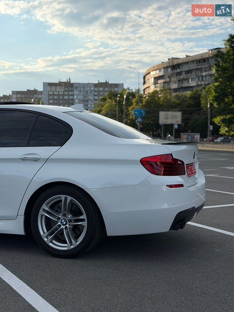 BMW 5 Series 2014 VIN WBA5A5C58ED507121 фото оголошення 9 з 33