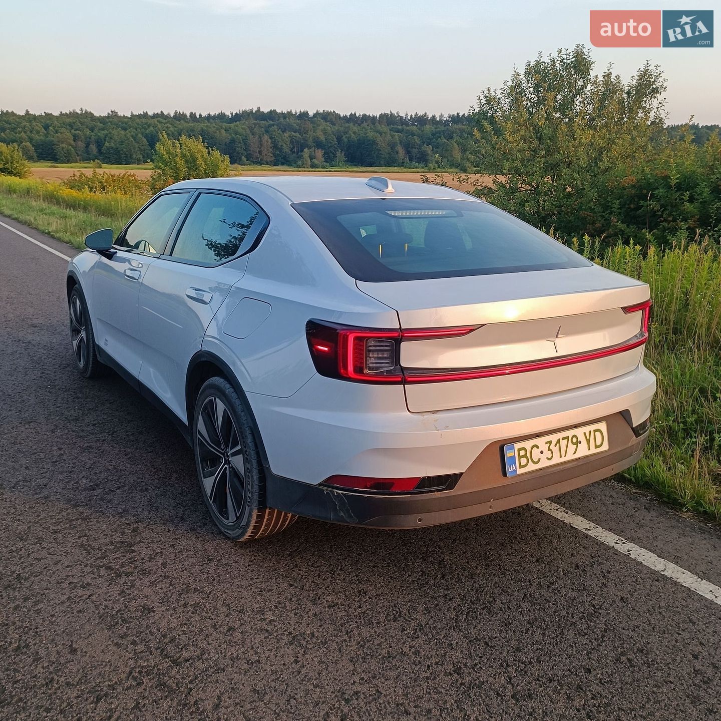 Polestar 2 2022 VIN YSMEG3KAXPL142975 фото оголошення 5 з 18