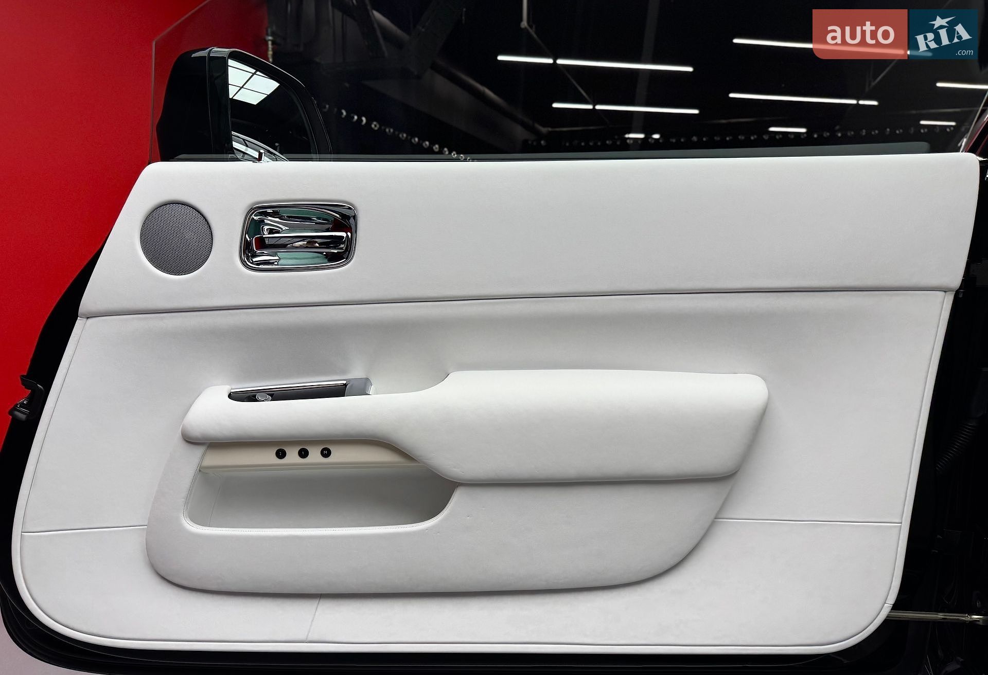 Rolls-Royce Wraith 2020 VIN SCAXZ0108MU203467 фото оголошення 39 з 45