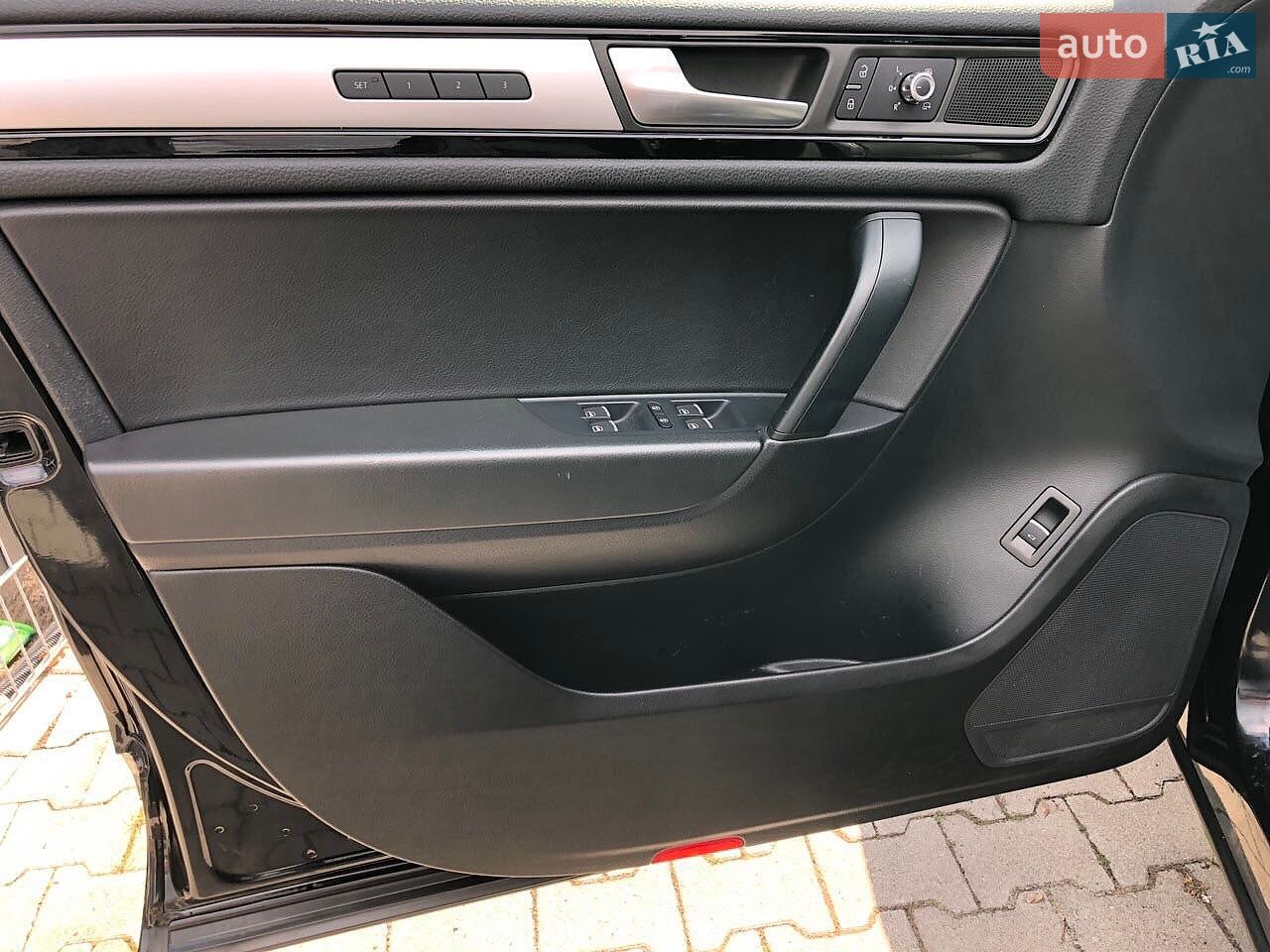 Volkswagen Touareg 2011 VIN WVGZZZ7PZCD024486 фото оголошення 4 з 12
