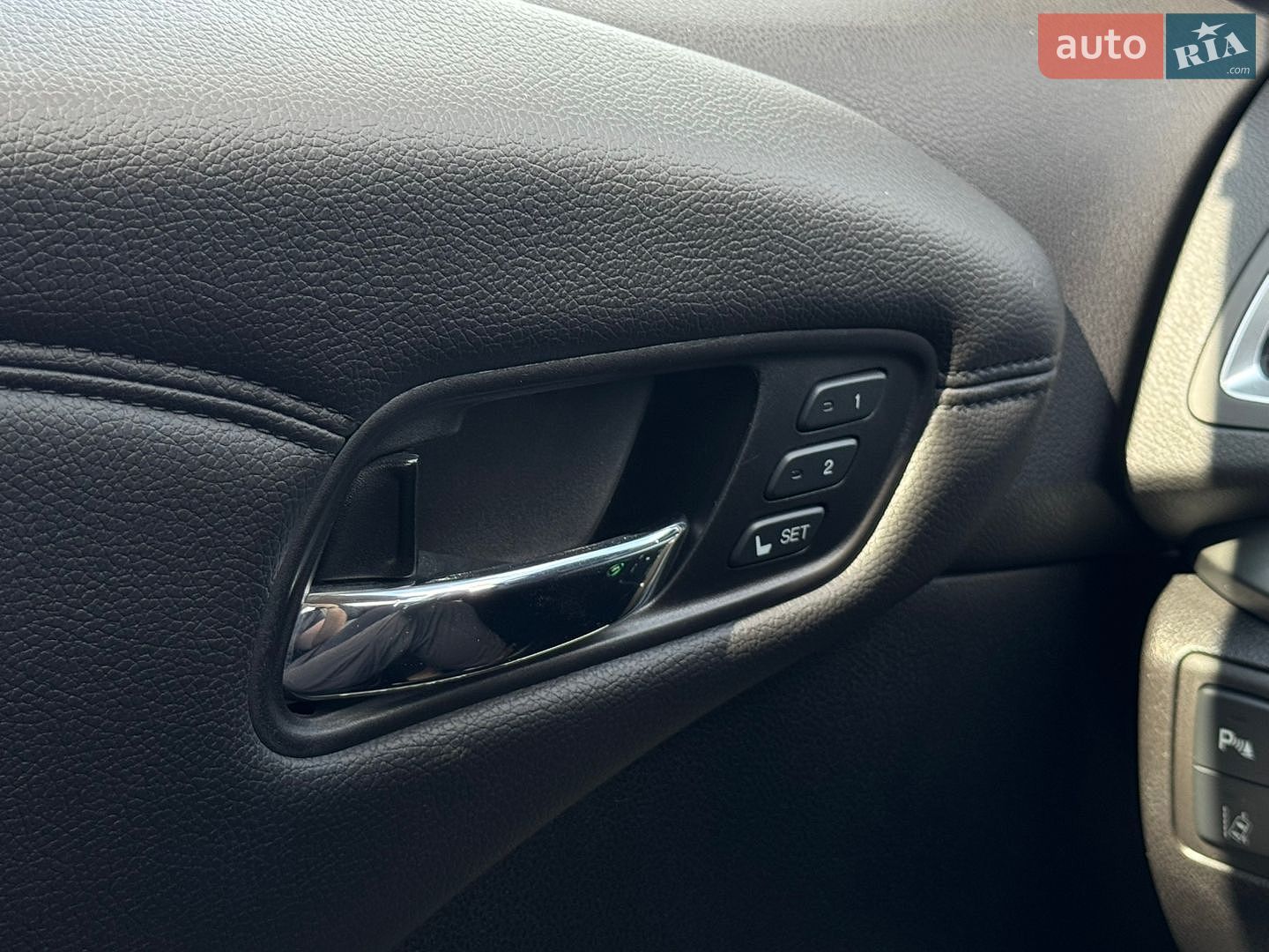 Acura RDX 2015 VIN 5J8TB4H73GL013853 фото оголошення 12 з 19