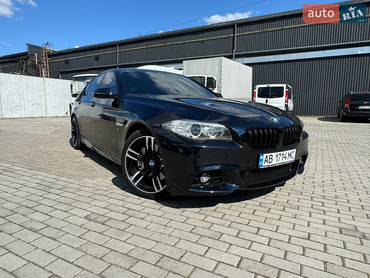 BMW 5 Series 2013 VIN WBA5D31080D059619 фото оголошення 4 з 76