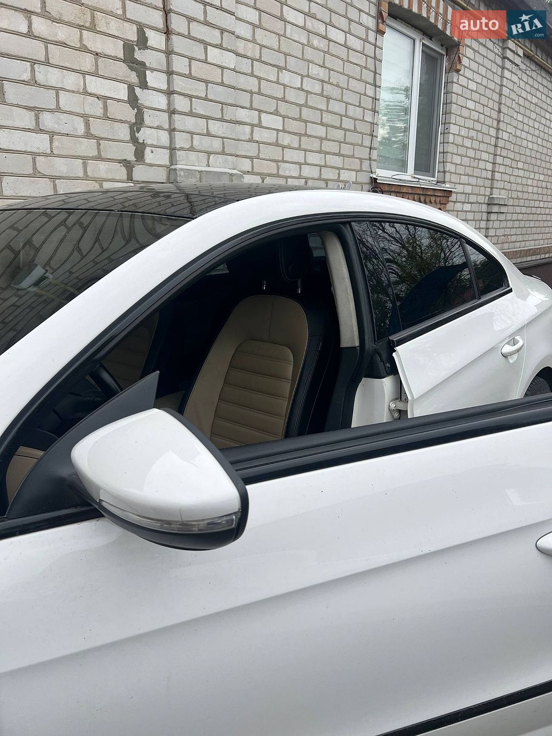 Volkswagen CC / Passat CC 2013 VIN WVWRN7AN9EE504567 фото оголошення 9 з 10