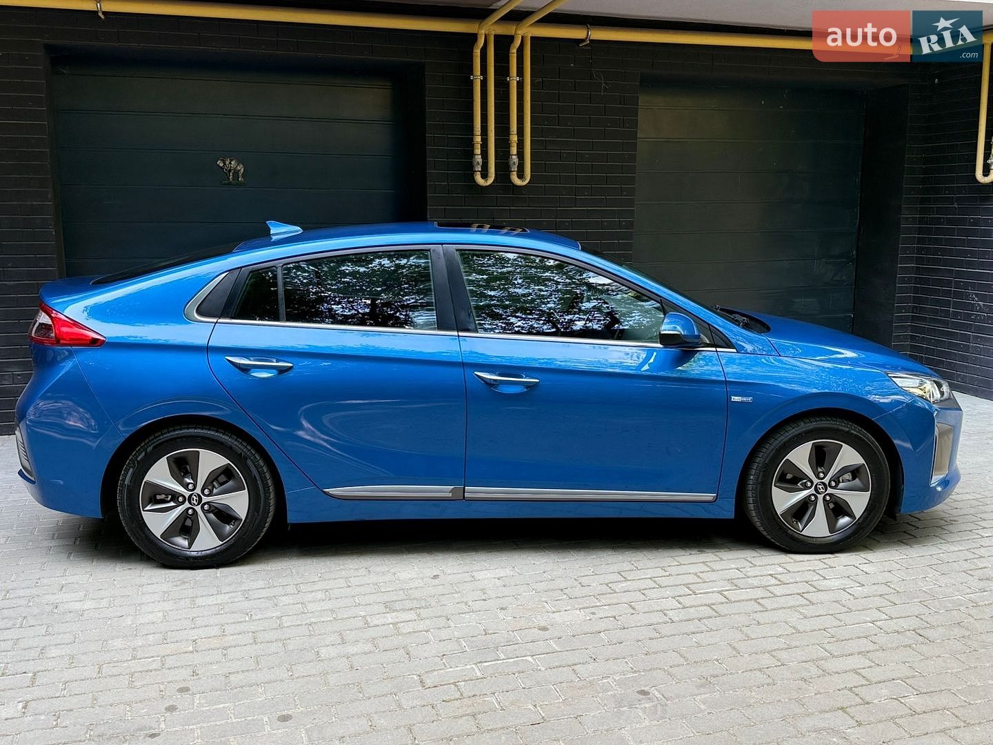 Hyundai Ioniq 2016 VIN KMHC851HFHU002142 фото оголошення 12 з 72