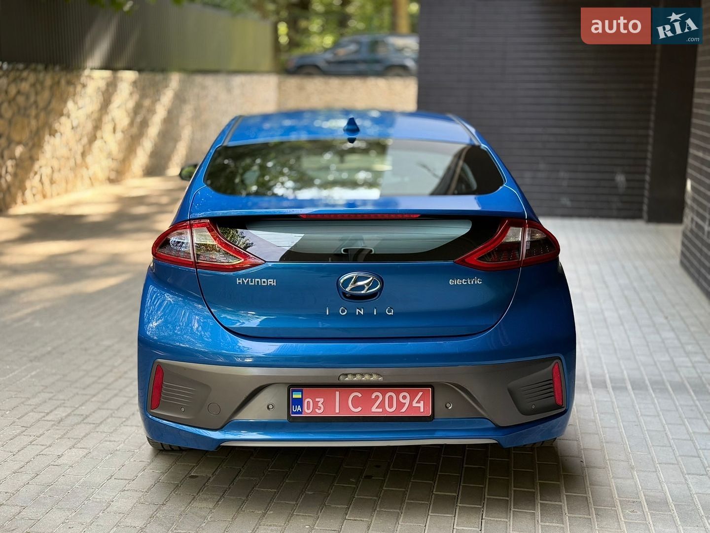 Hyundai Ioniq 2016 VIN KMHC851HFHU002142 фото оголошення 7 з 72