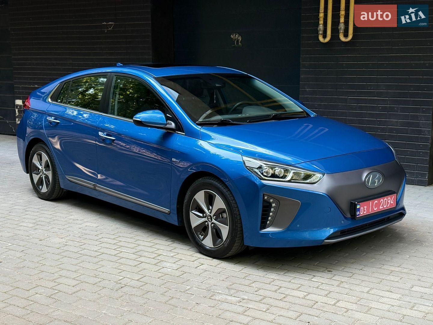 Hyundai Ioniq 2016 VIN KMHC851HFHU002142 фото оголошення 13 з 72