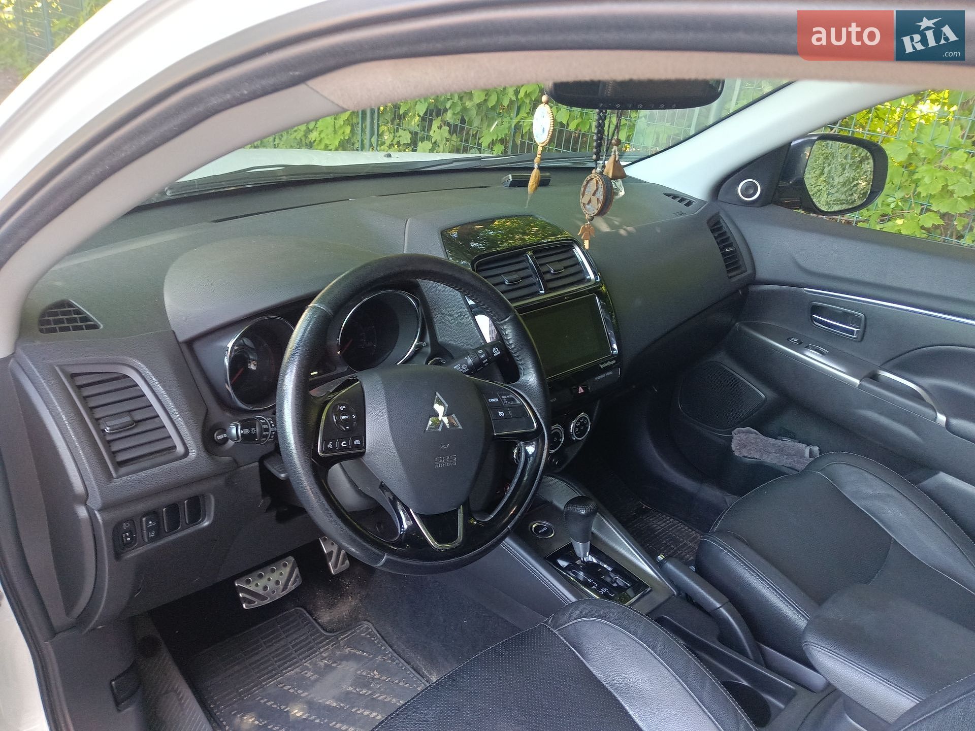Mitsubishi Outlander Sport 2018 VIN JA4AR4AWXJU010009 фото оголошення 4 з 19