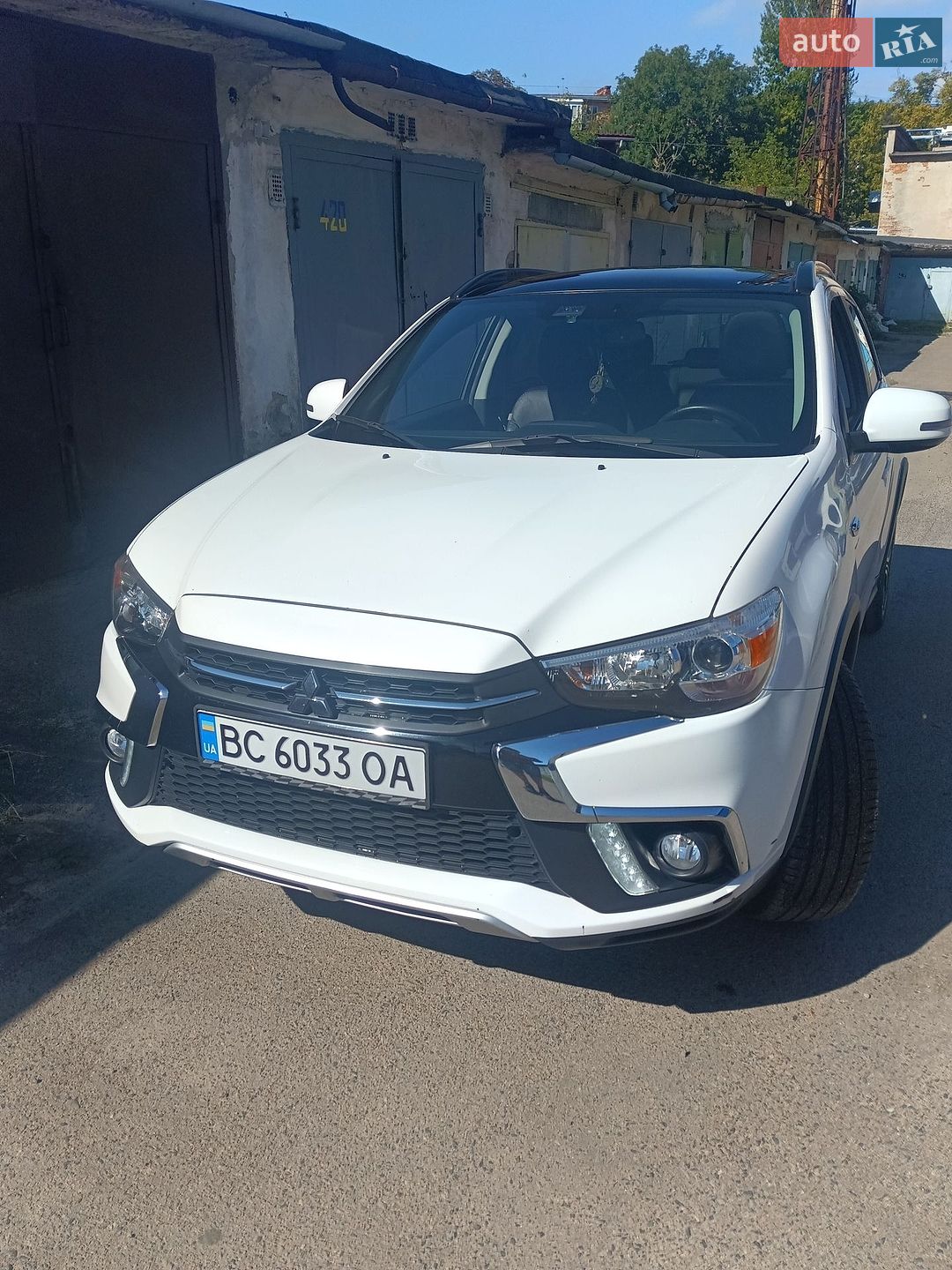 Mitsubishi Outlander Sport 2018 VIN JA4AR4AWXJU010009 фото оголошення 5 з 19