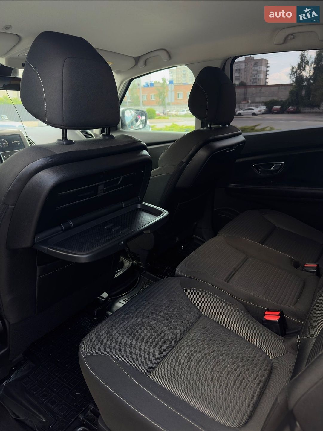 Renault Grand Scenic 2017 VIN VF1RFA00158589918 фото оголошення 12 з 16