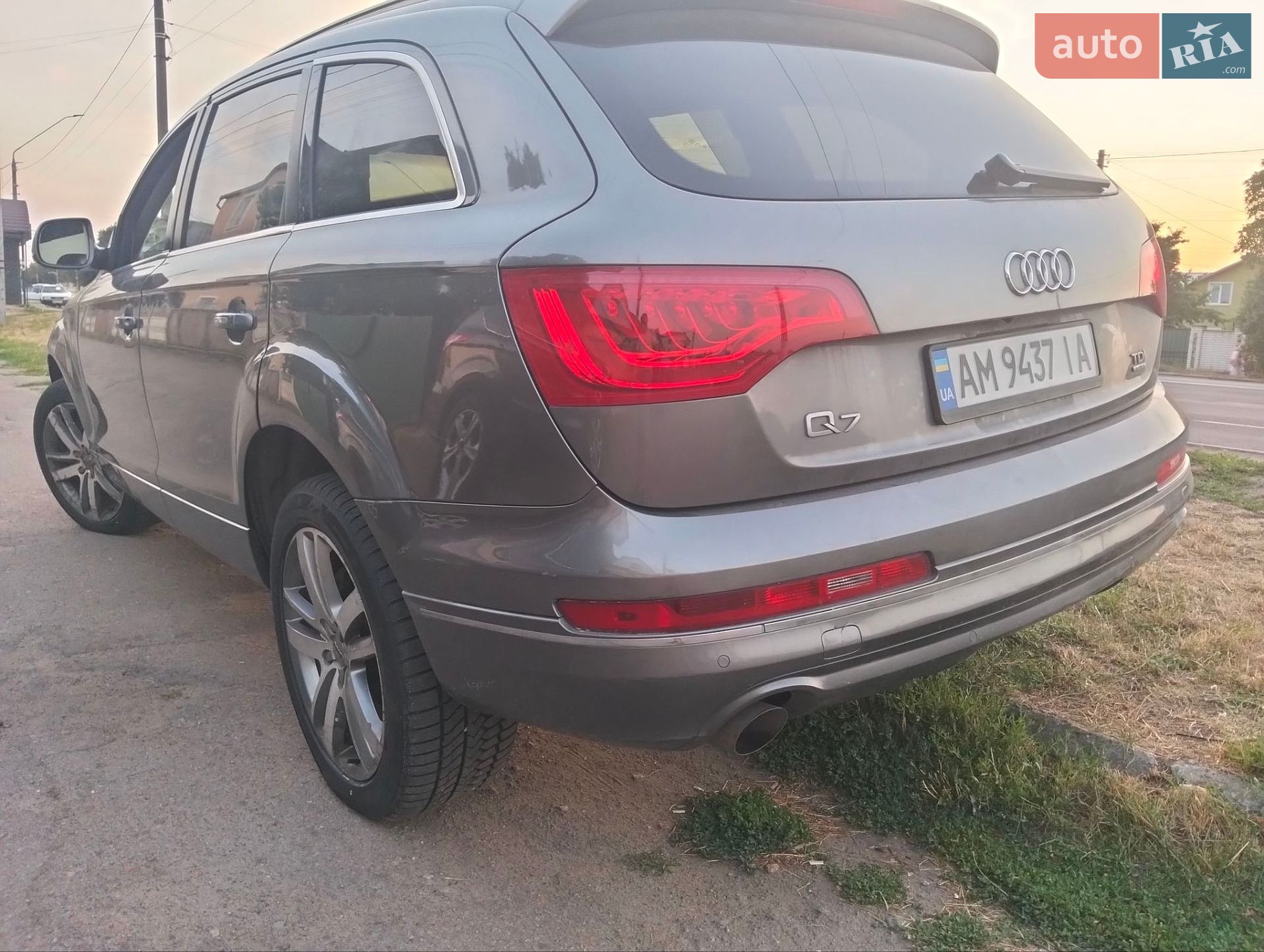 Audi Q7 2010 VIN WA1VMAFE0BD002730 фото оголошення 7 з 21