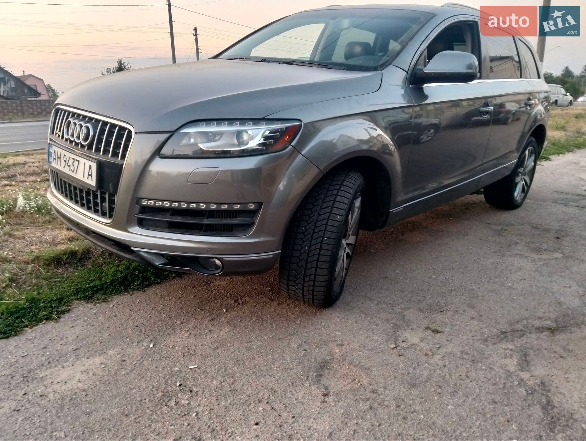 Audi Q7 2010 VIN WA1VMAFE0BD002730 фото оголошення 3 з 21
