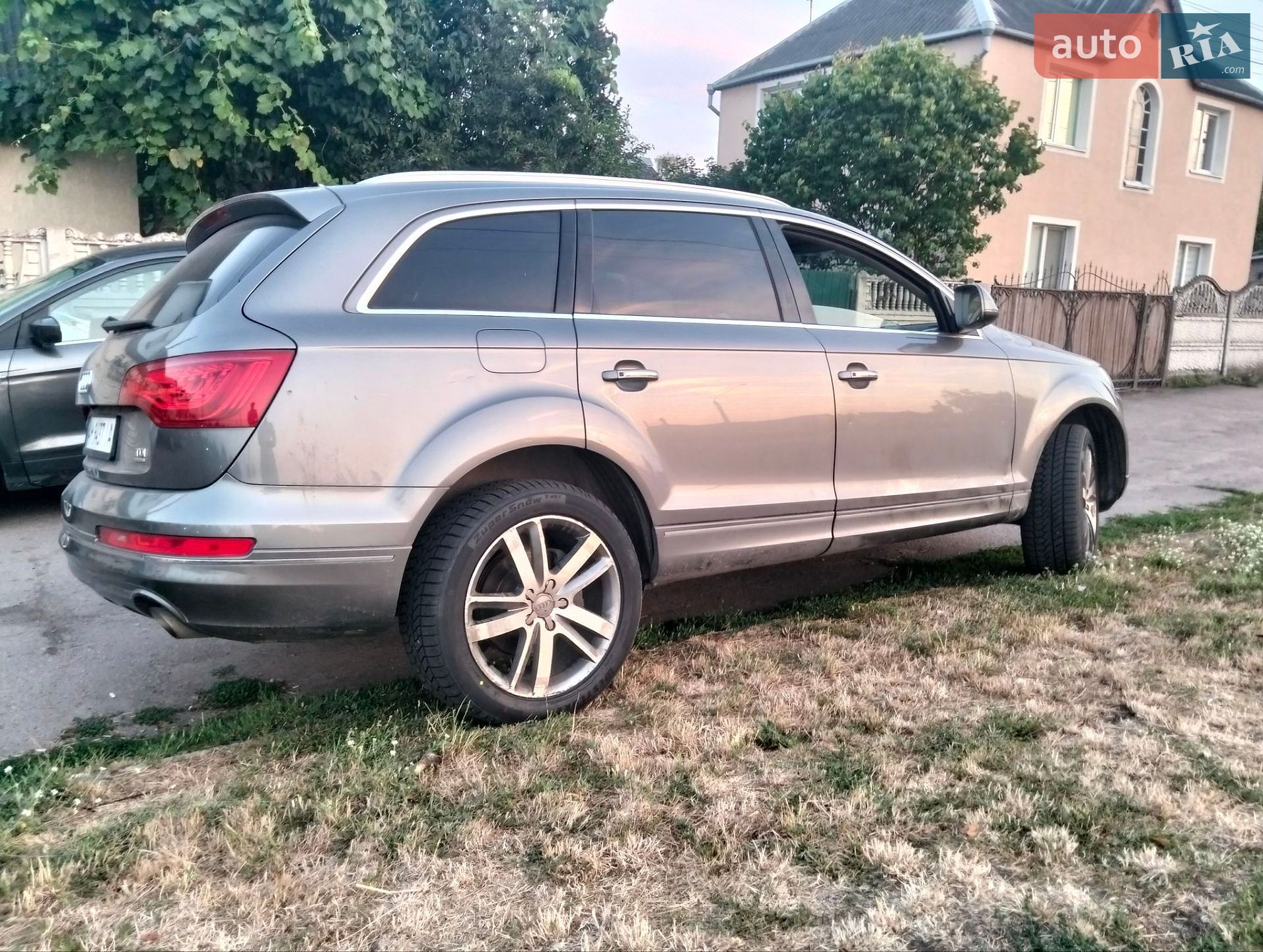 Audi Q7 2010 VIN WA1VMAFE0BD002730 фото оголошення 6 з 21