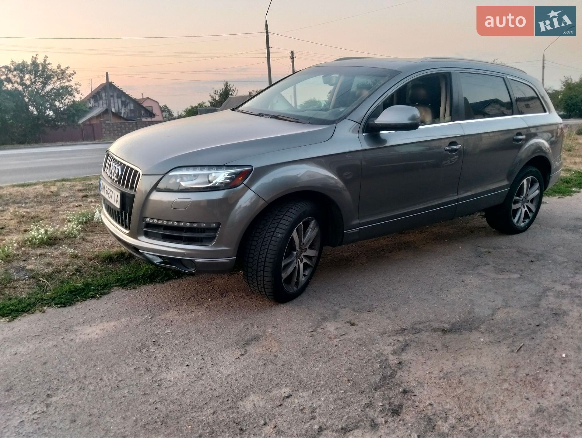 Audi Q7 2010 VIN WA1VMAFE0BD002730 фото оголошення 2 з 21