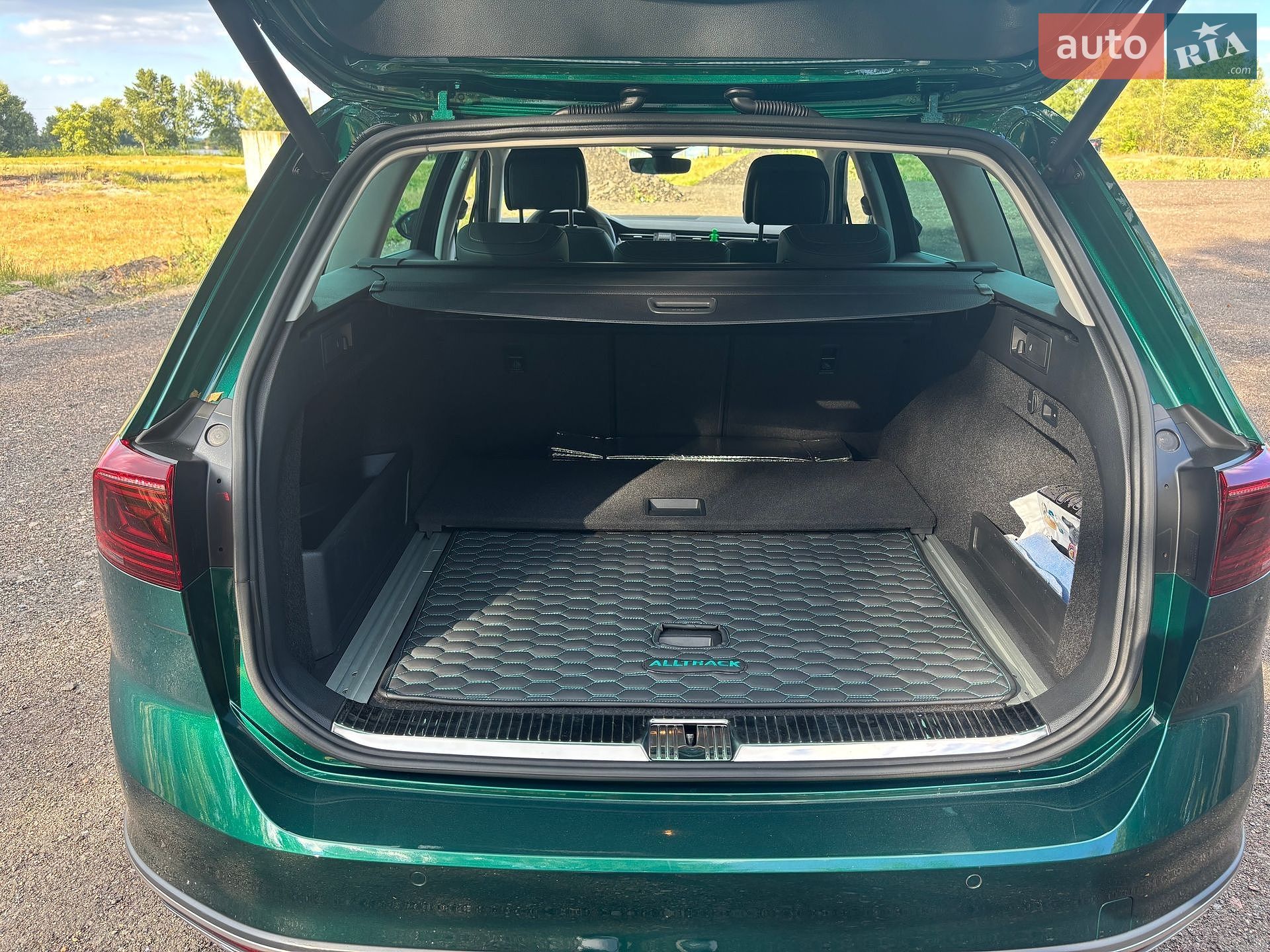 Volkswagen Passat Alltrack 2020 VIN WVWZZZ3CZLE142559 фото оголошення 30 з 37