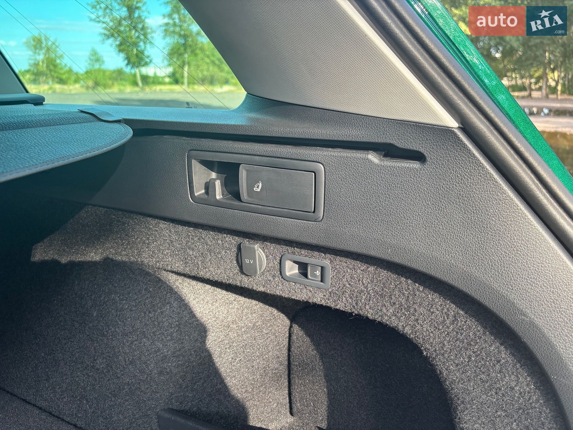 Volkswagen Passat Alltrack 2020 VIN WVWZZZ3CZLE142559 фото оголошення 32 з 37