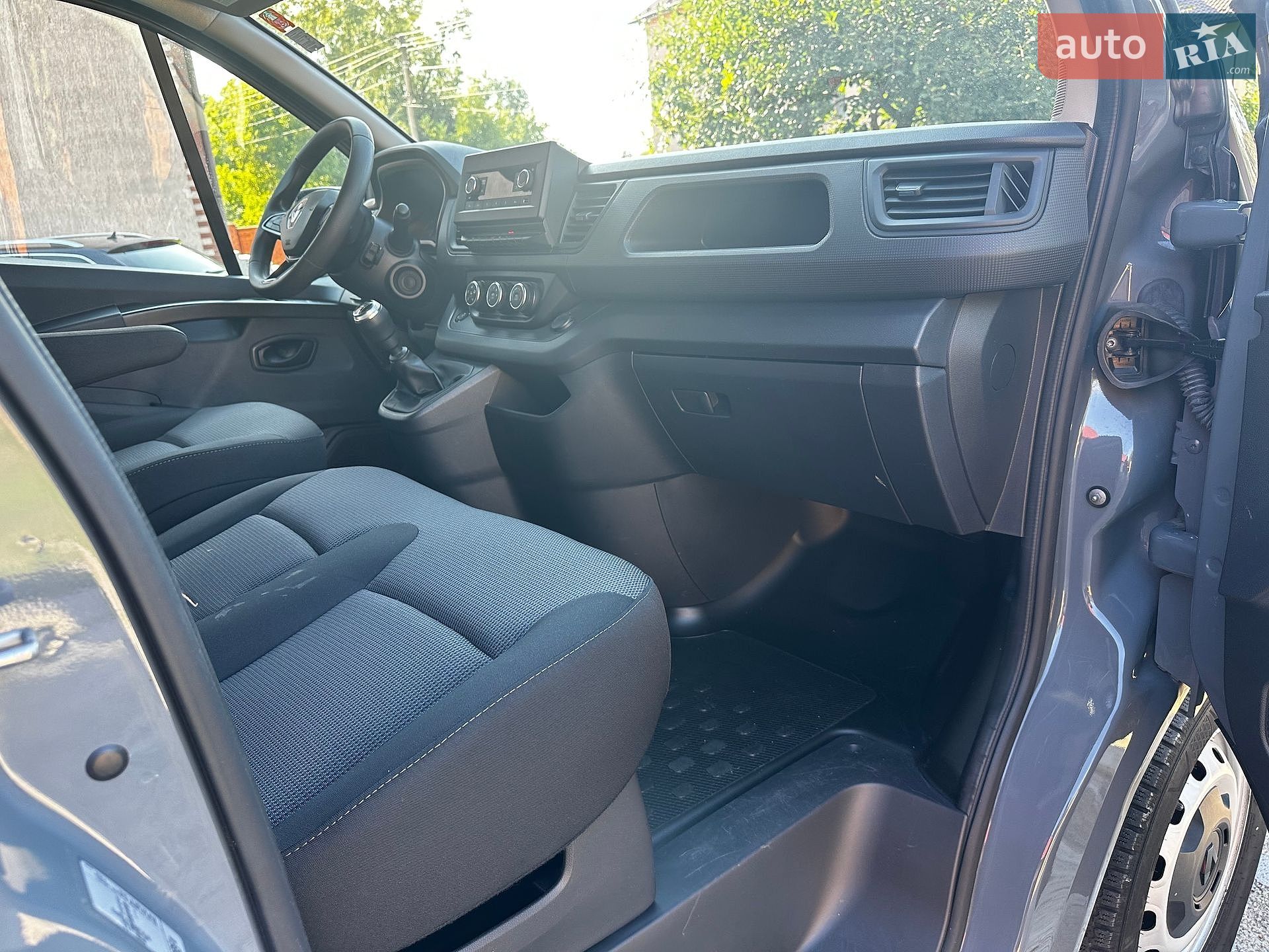 Renault Trafic 2023 VIN VF1FL000X70179013 фото оголошення 56 з 92