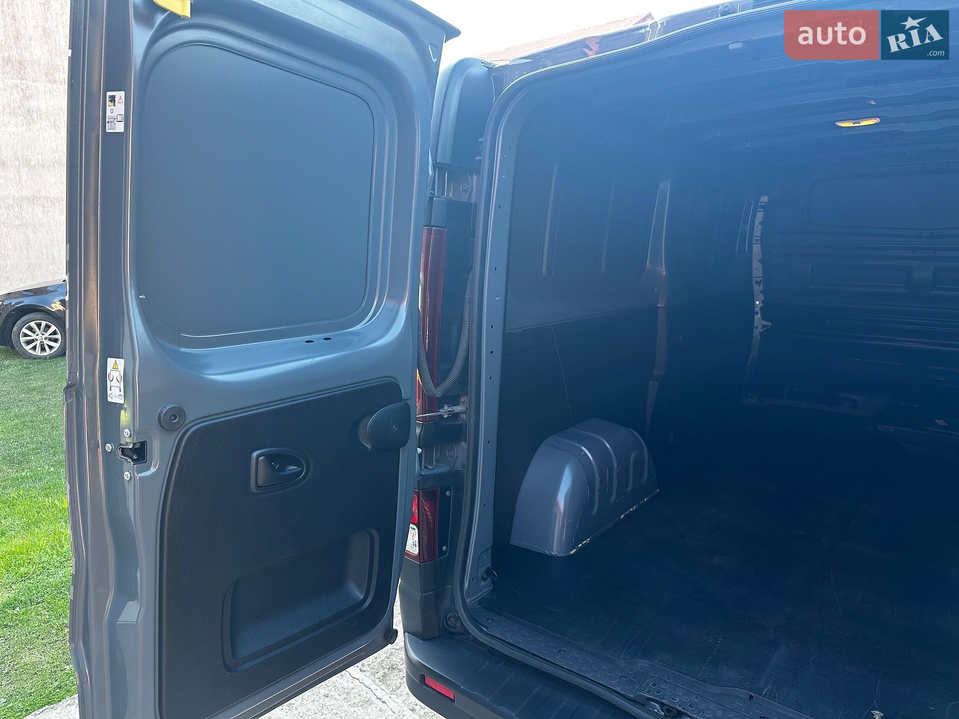 Renault Trafic 2023 VIN VF1FL000X70179013 фото оголошення 71 з 92