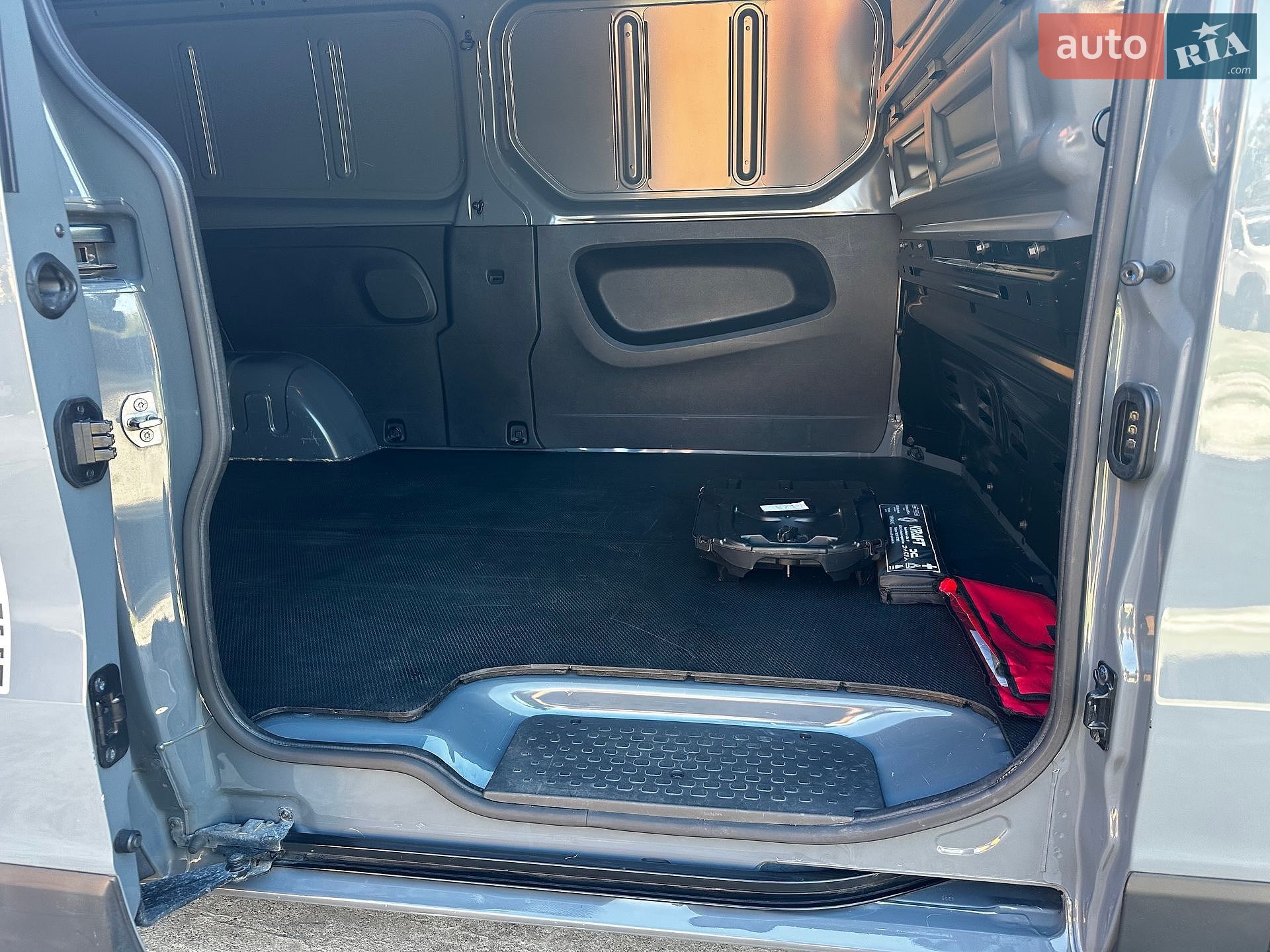 Renault Trafic 2023 VIN VF1FL000X70179013 фото оголошення 76 з 92