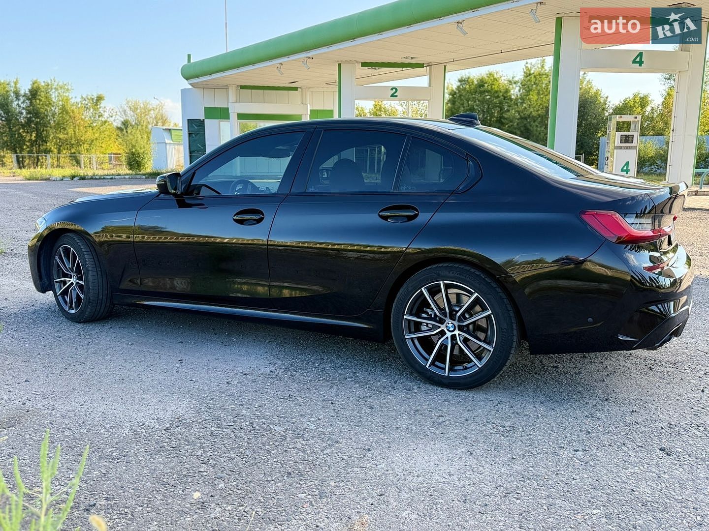 BMW 3 Series 2019 VIN WBA5R1C58KAK09506 фото оголошення 7 з 23