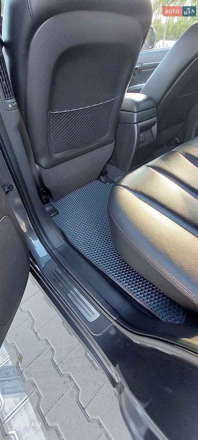 Hyundai Santa FE 2010 VIN KMHSH81XDBU689630 фото оголошення 13 з 16