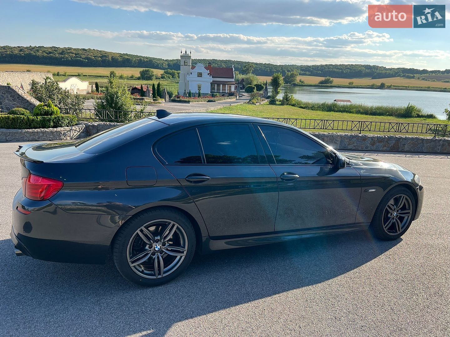 BMW 5 Series 2012 VIN WBAXA11080DX23018 фото оголошення 13 з 23