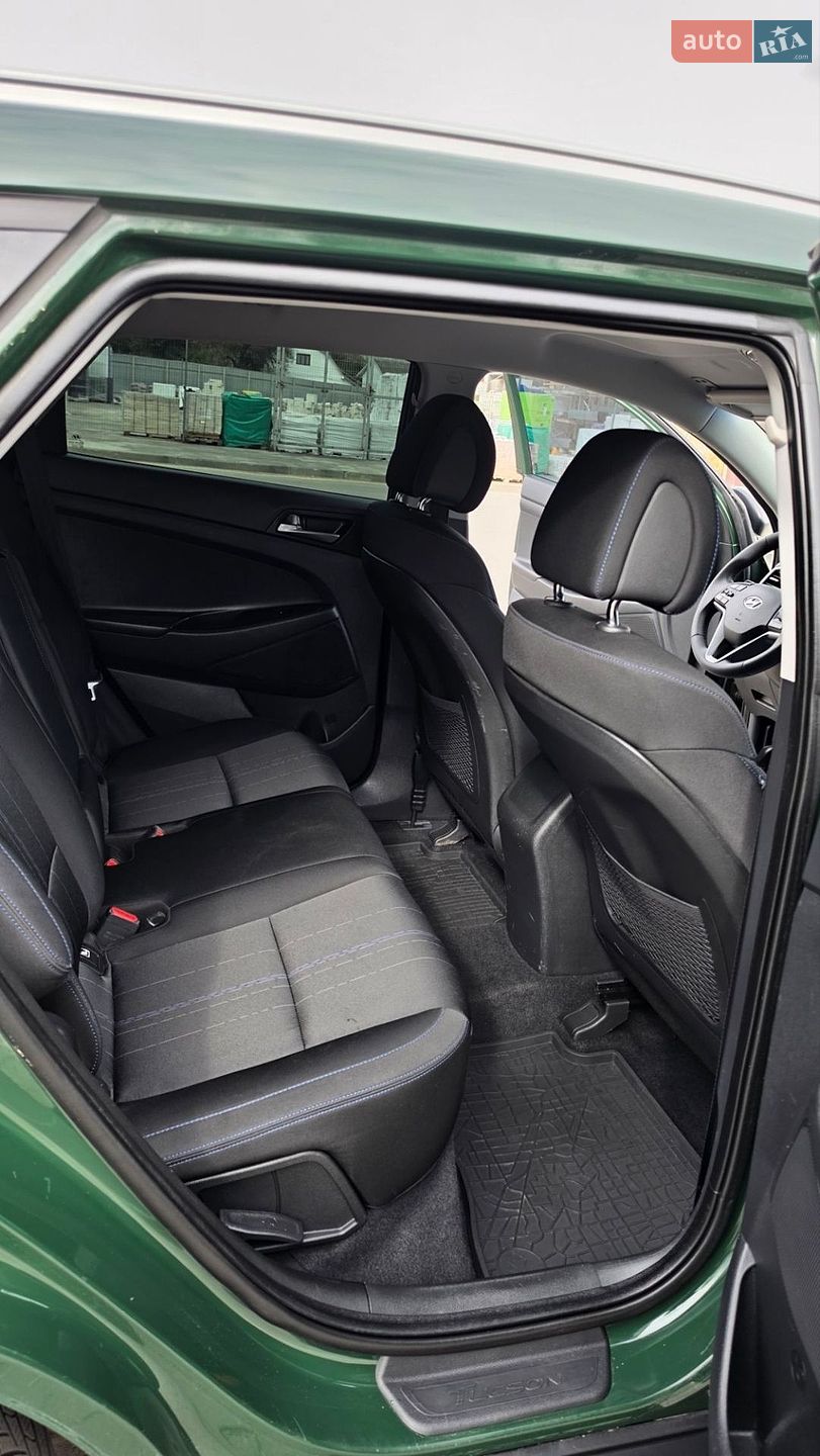 Hyundai Tucson 2017 VIN TMAJ281ACHJ460160 фото оголошення 38 з 44