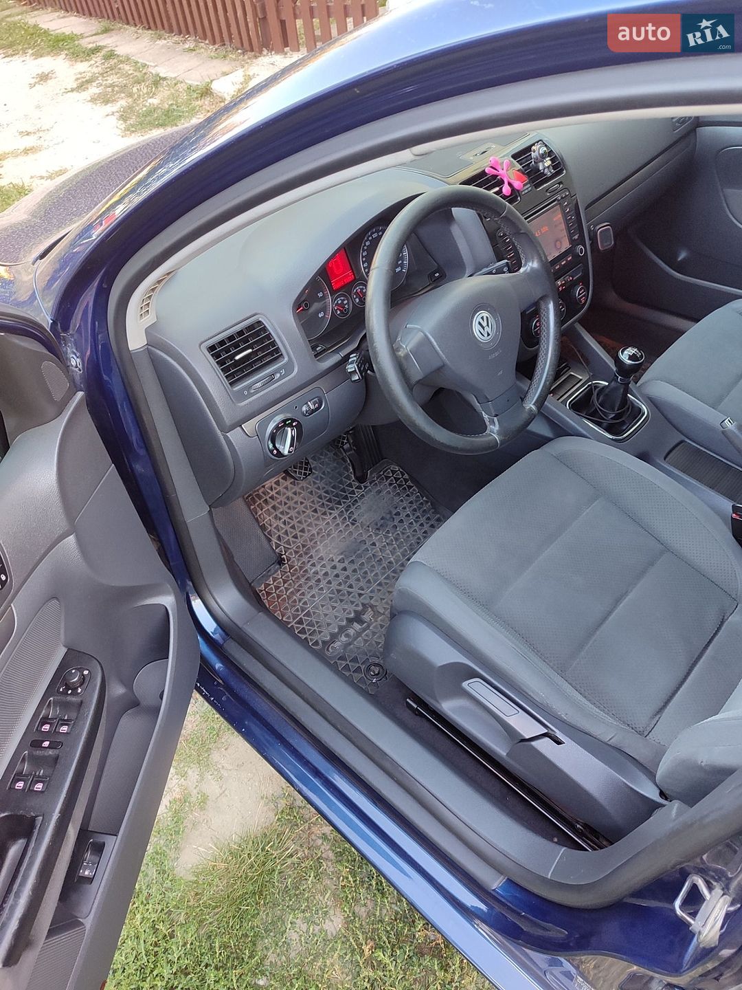 Volkswagen Golf 2004 VIN WVWZZZ1KZ5P040541 фото оголошення 5 з 11