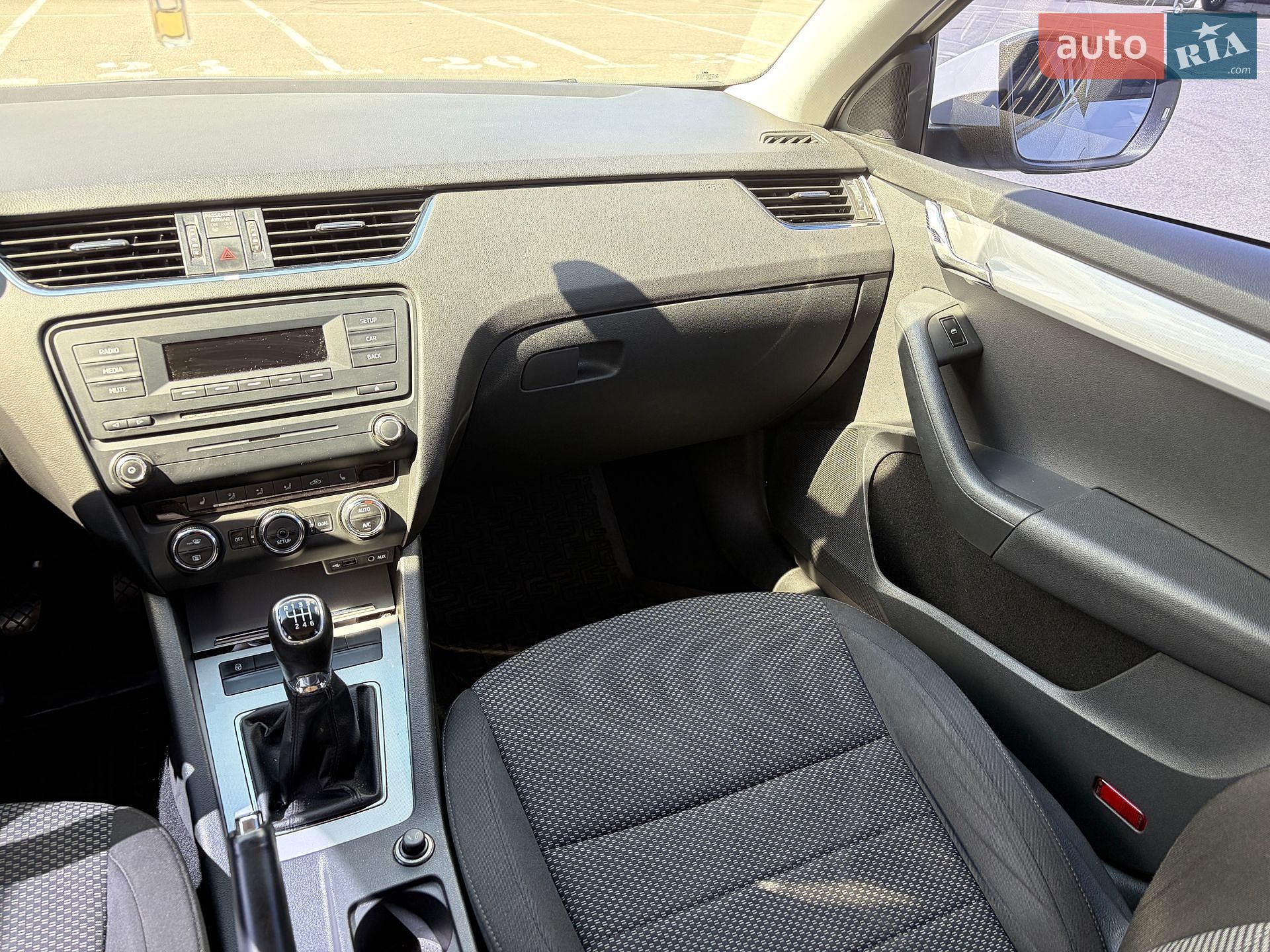 Skoda Octavia 2014 VIN TMBAC2NE8EB008743 фото оголошення 16 з 62