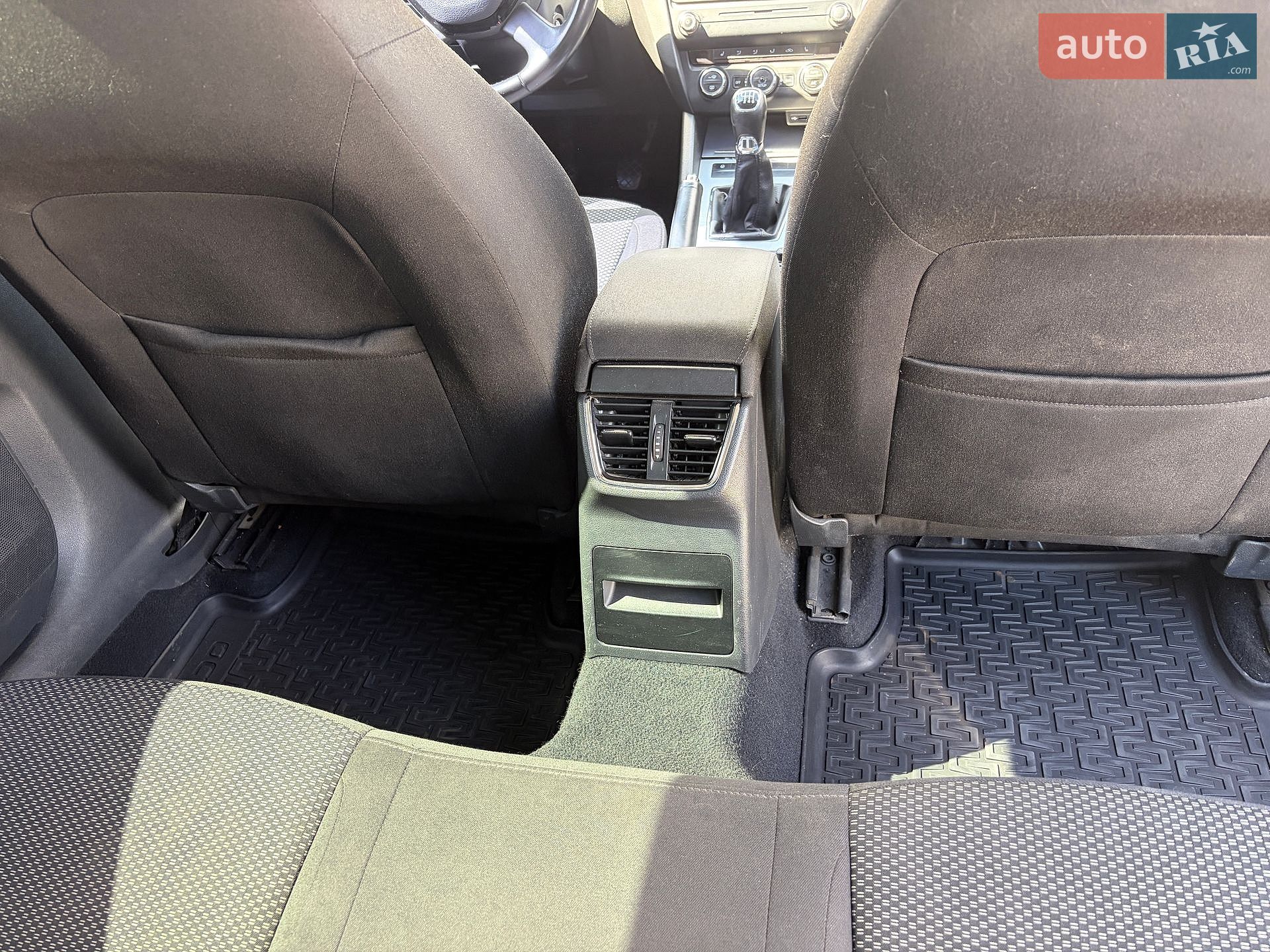 Skoda Octavia 2014 VIN TMBAC2NE8EB008743 фото оголошення 19 з 62