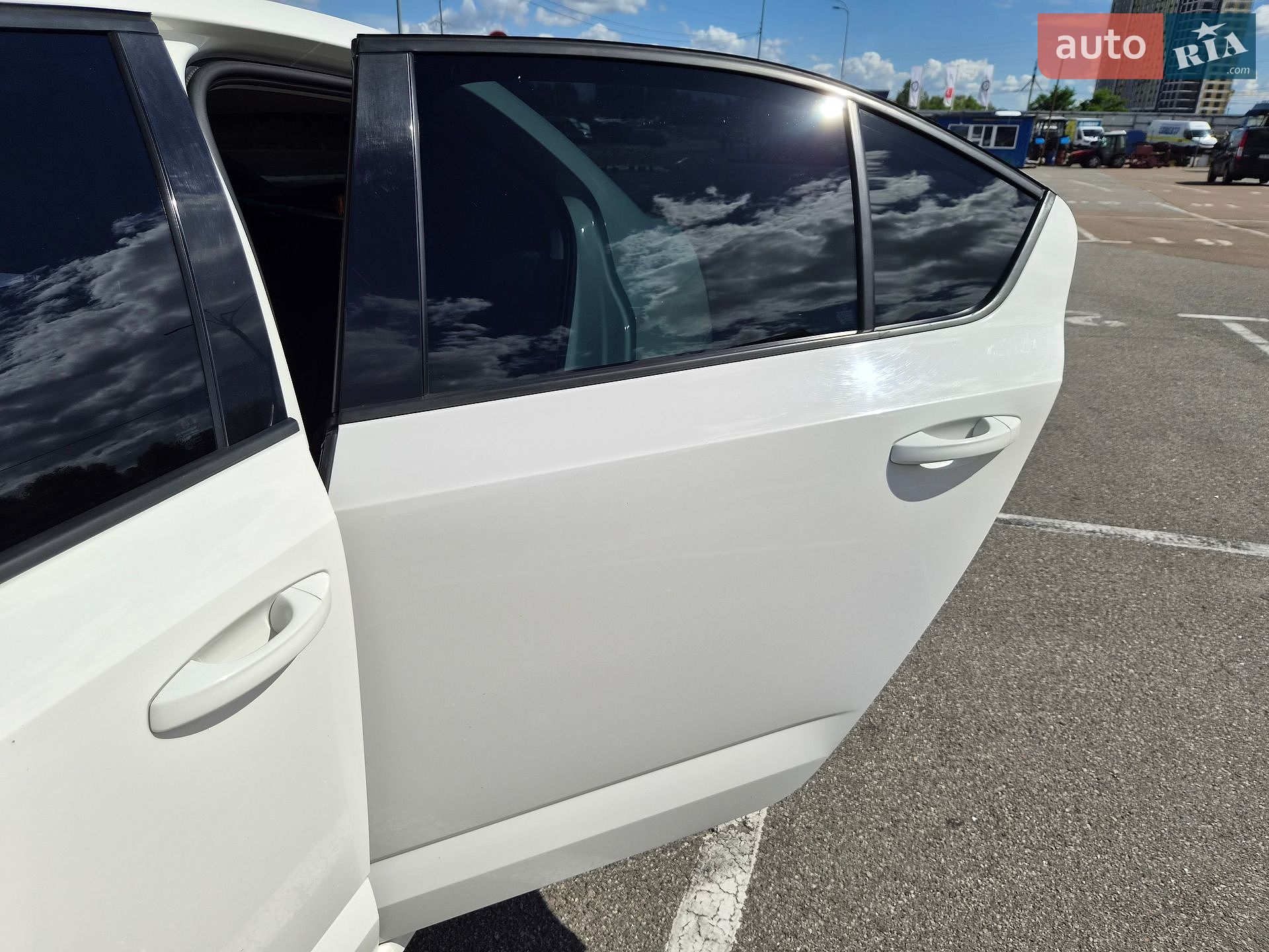 Skoda Octavia 2014 VIN TMBAC2NE8EB008743 фото оголошення 35 з 62