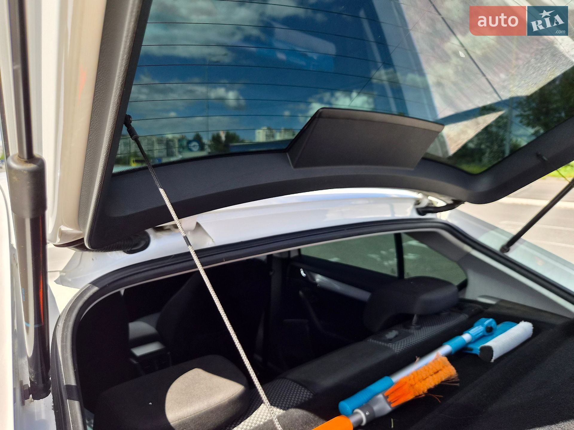 Skoda Octavia 2014 VIN TMBAC2NE8EB008743 фото оголошення 59 з 62