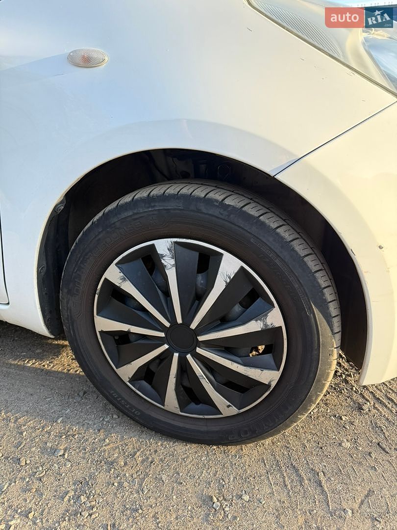 Toyota Yaris 2008 VIN VNKJC92340A171245 фото оголошення 20 з 41