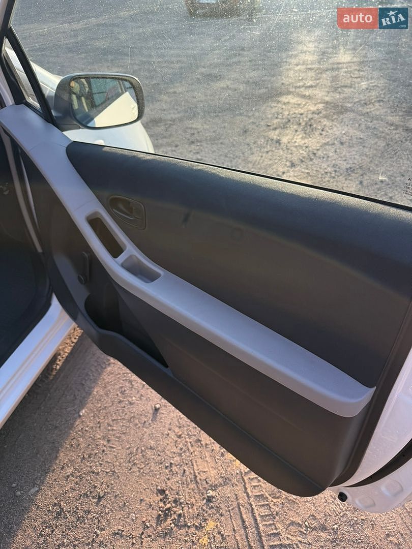 Toyota Yaris 2008 VIN VNKJC92340A171245 фото оголошення 29 з 41